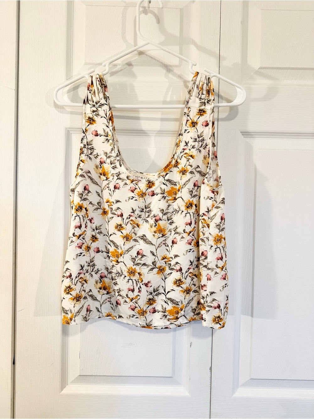 Saltwater Luxe Floral Scoop Neck Tank S